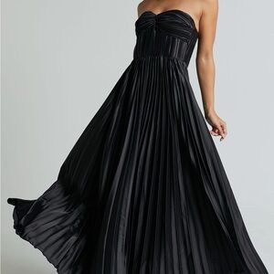 Heidi Midi Dress Black Strapless Pleated Dress Showpo